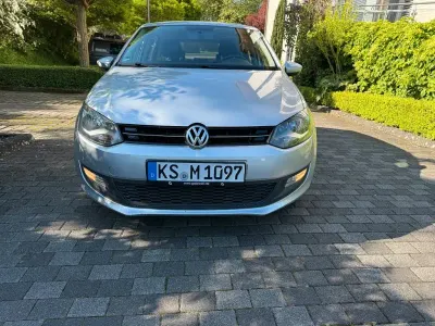Gebraucht VW Polo Comfortline 90 PS (66 kW) 2014 Silber Limousine