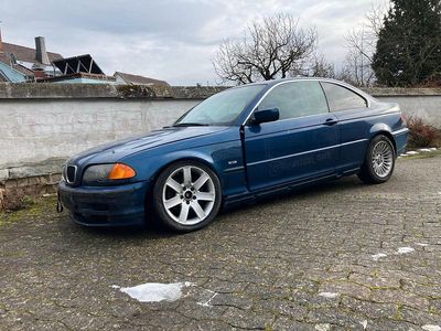 Gebraucht BMW 328 Basis 193 PS (141 kW) 2000 Blau Coupé