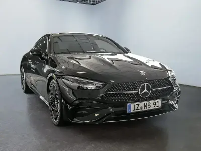 Gebraucht Mercedes CLE220 AMG 197 PS (144 kW) 2025 Schwarz Coupé