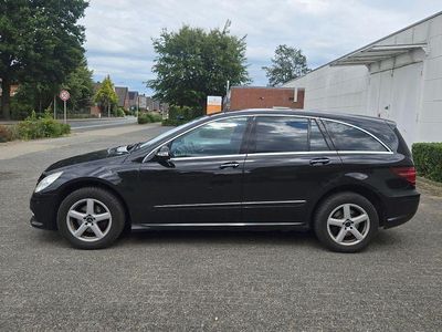 Mercedes R300