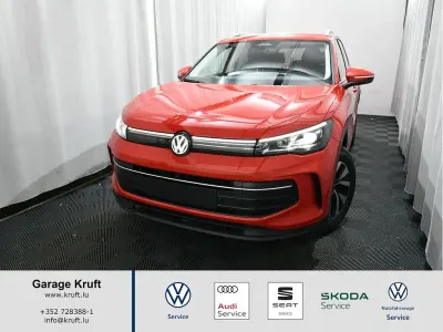 Neu VW Tiguan Life 150 PS (110 kW) 2026 Rot SUV
