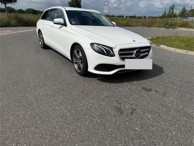 Mercedes E220