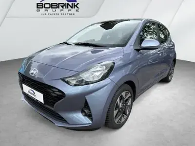 Gebraucht Hyundai i10 Trend 63 PS (46 kW) 2025 Blau Kleinwagen