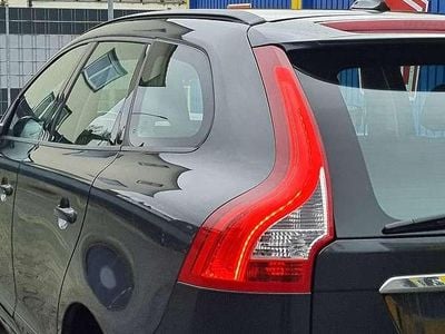 Gebraucht Volvo XC60 Momentum 190 PS (139 kW) 2015 SUV