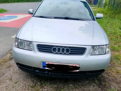 Używany Audi A3 101 KM (74 kW) 1997 Szary Hatchback
