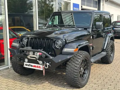 Gebraucht Jeep Wrangler Sahara 200 PS (147 kW) 2018 Black clear coat SUV
