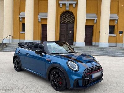 Second-hand Mini John Cooper Works 231 CP (169 kW) 2022 Albastru Hatchback