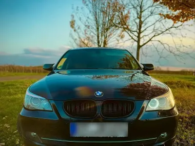 Gebraucht BMW 530 272 PS (200 kW) 2008 Blau Limousine