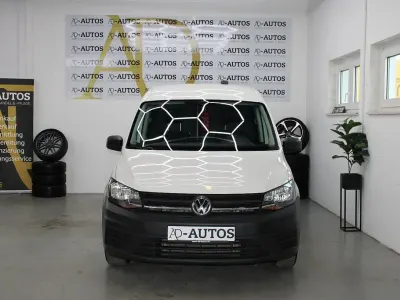 Gebraucht VW Caddy 102 PS (75 kW) 2019 Weiß Van / Kleinbus