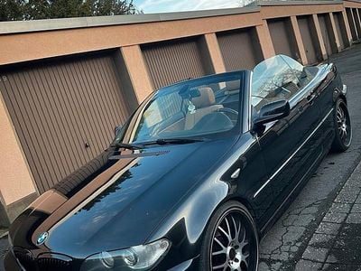 Gebraucht BMW 325 Cabriolet M Sport 194 PS (142 kW) 2003 Schwarz Cabrio