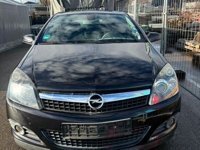 Opel Astra GTC