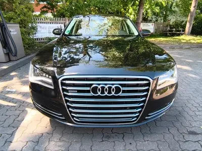 Gebraucht Audi A8 Sport 371 PS (272 kW) 2011 Schwarz Limousine
