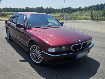 Gebraucht BMW 740 Basis 286 PS (210 kW) 1995 Rot Limousine