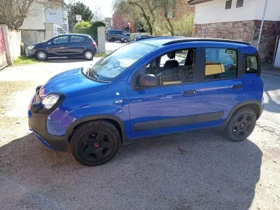 Gebraucht Fiat Panda Cross Cross 69 PS (50 kW) 2019 Blau Kleinwagen