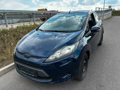 Gebraucht Ford Fiesta Titanium 82 PS (60 kW) 2010 Blau Limousine