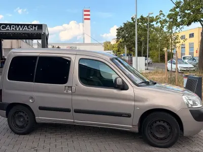 Gebraucht Citroën Berlingo 95 PS (69 kW) 2003 Gelb Van / Kleinbus