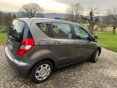 Gebraucht Mercedes A180 Avantgarde 109 PS (80 kW) 2010 Grau Kleinwagen