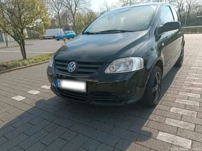 Gebraucht VW Fox 55 PS (40 kW) 2007 Schwarz Kleinwagen