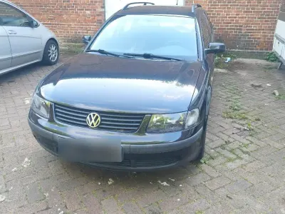 Używany VW Passat 80 KM (58 kW) 1999 Czarny Kombi