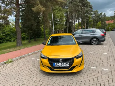 Gebraucht Peugeot 208 75 PS (55 kW) 2022 Kleinwagen