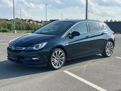 Gebraucht Opel Astra Innovation 150 PS (110 kW) 2016 Grün Limousine