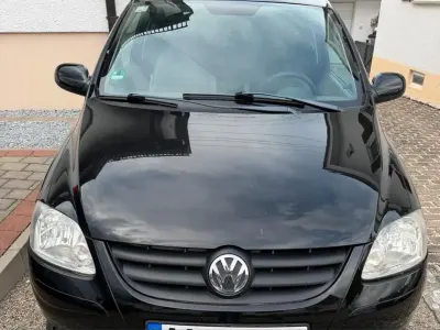 Gebraucht VW Fox 75 PS (55 kW) 2006 Schwarz Kleinwagen