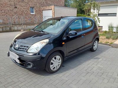 Nissan Pixo