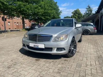 Gebraucht Mercedes C180 156 PS (114 kW) 2008 Silber Limousine