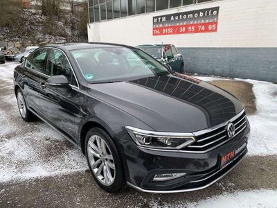 gebraucht VW Passat Lim. 1.5 TSI Elegance Leder LED Matrix