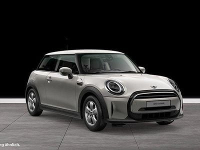 Gebraucht Mini Cooper Hatch 136 PS (100 kW) 2023 Melting silver iii Kleinwagen