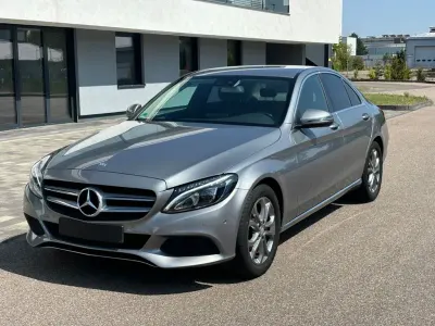 Gebraucht Mercedes C180 156 PS (114 kW) 2015 Grau Limousine