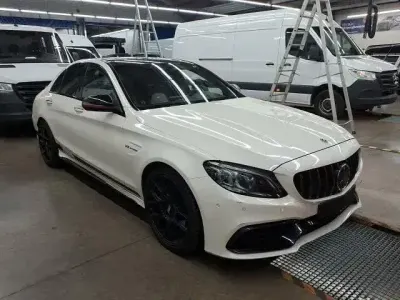 Gebraucht Mercedes C63 AMG AMG 476 PS (350 kW) 2019 Weiß Limousine