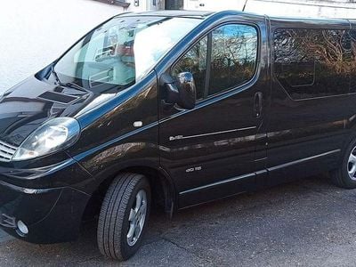 Gebraucht Renault Trafic Black Edition 114 PS (83 kW) 2014 Schwarz Van / Kleinbus