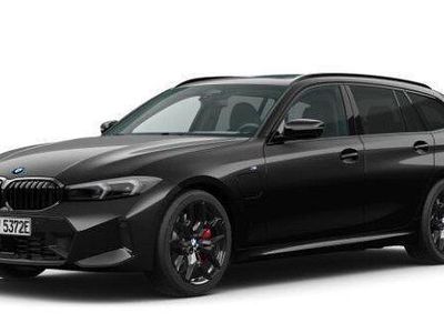 Nouă BMW 330e Performance 292 CP (214 kW) 2026 Negru Berlinǎ