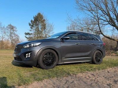 Second-hand Kia Sorento 200 CP (147 kW) 2017 Gri SUV