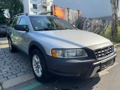 Gebraucht Volvo XC70 Momentum 209 PS (153 kW) 2005 Silber Kombi