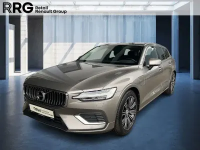 Usata Volvo V60 Inscription 253 CV (186 kW) 2020 Grigio Station wagon
