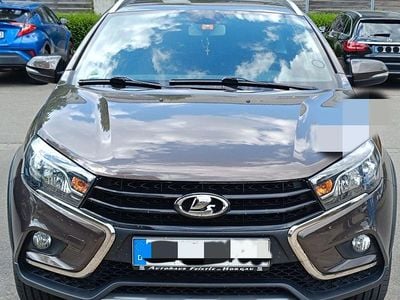 Gebraucht Lada Vesta 106 PS (77 kW) 2019 Braun Kombi