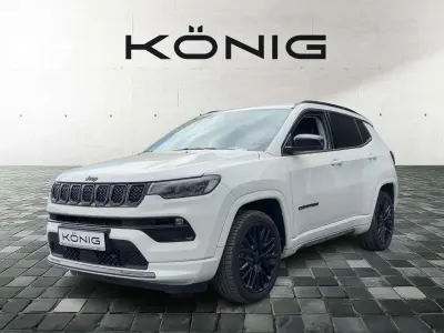 Gebraucht Jeep Compass Altitude 131 PS (96 kW) 2023 Alpine white (vr296) SUV
