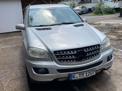 Mercedes ML320