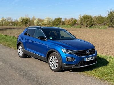 Second-hand VW T-Roc Sport 150 CP (110 kW) 2019 Albastru SUV