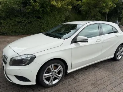 Gebraucht Mercedes A200 Sport 156 PS (114 kW) 2014 Weiß Kleinwagen