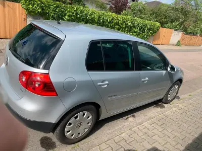 Gebraucht VW Golf V 106 PS (77 kW) 2008 Grau Kleinwagen