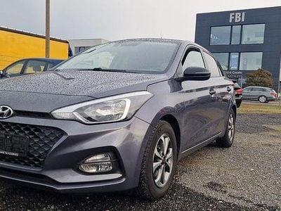 Gebraucht Hyundai i20 YES! 101 PS (74 kW) 2019 Grau Kleinwagen