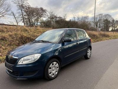 Gebraucht Skoda Fabia Cool Edition 60 PS (44 kW) 2012 Blau Limousine