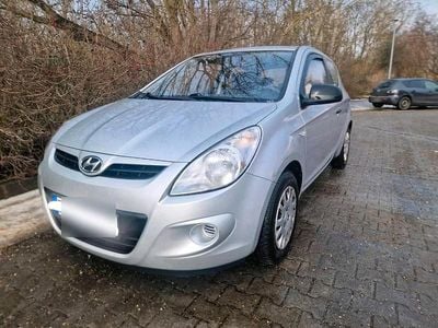 Gebraucht Hyundai i20 77 PS (56 kW) 2009 Grau Kleinwagen