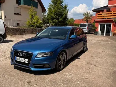 Gebraucht Audi A4 Ambiente 211 PS (155 kW) 2009 Blau Kombi
