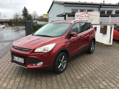 Brugt Ford Kuga Trend 150 HK (110 kW) 2015 Rød SUV