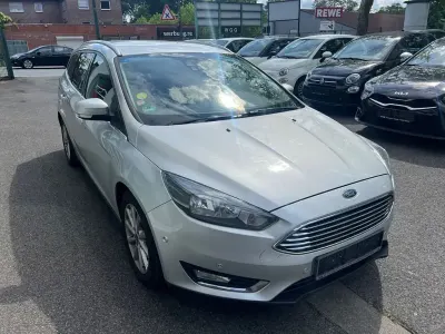 Gebraucht Ford Focus Titanium 150 PS (110 kW) 2016 Silber Limousine