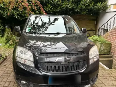 Używany Chevrolet Orlando 131 KM (96 kW) 2013 Czarny Minivan